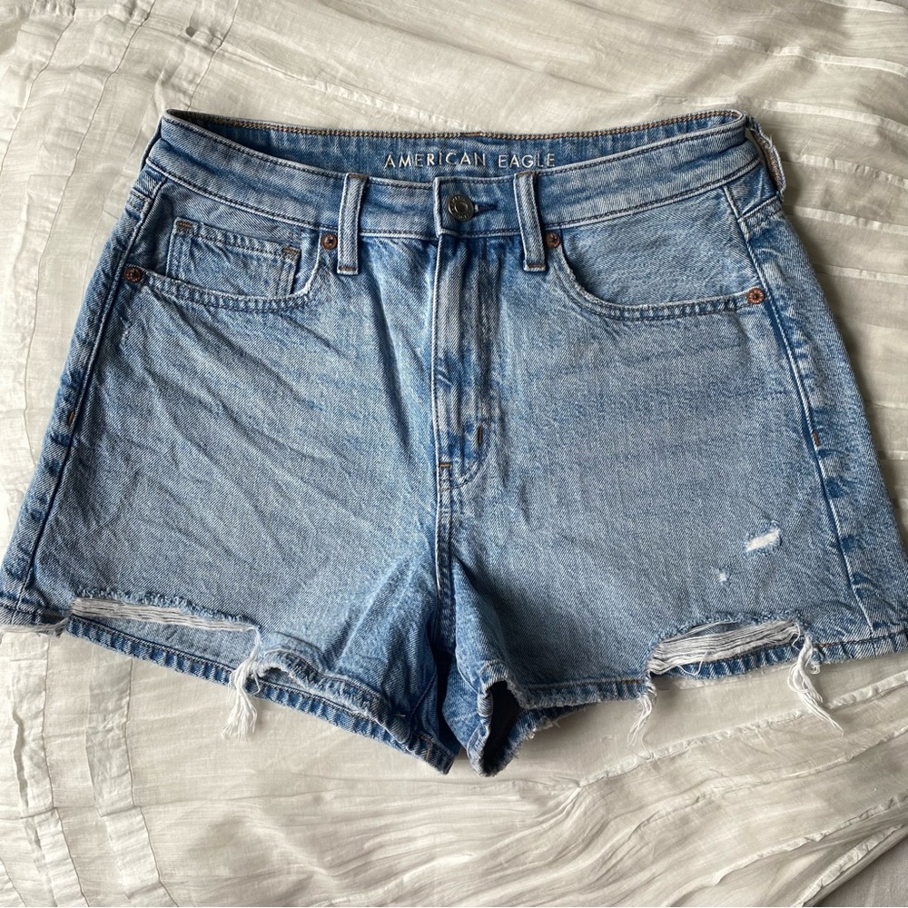 American Eagle Mom shorts